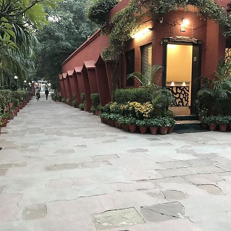 Hotel Sheela, 100M From Taj Mahal Агра Екстер'єр фото