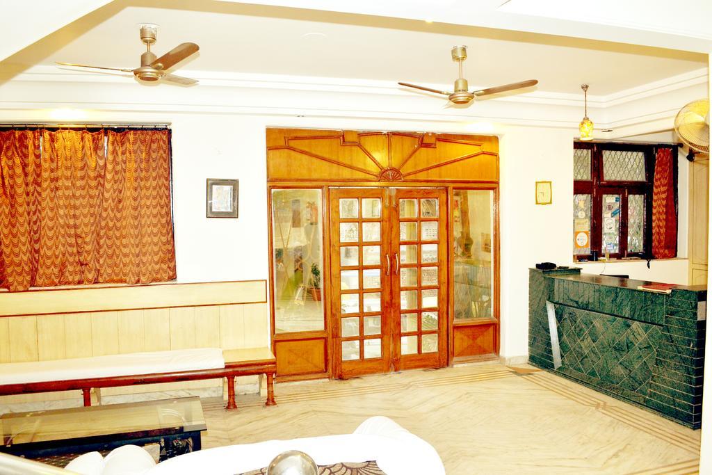 Hotel Sheela, 100M From Taj Mahal Агра Екстер'єр фото