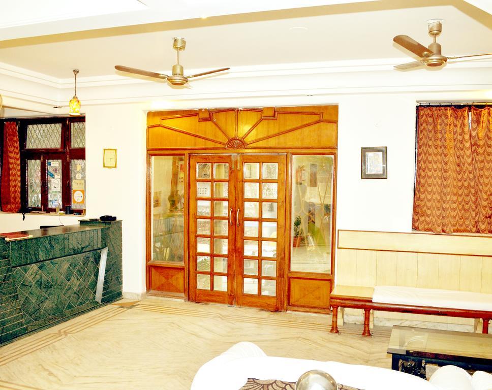 Hotel Sheela, 100M From Taj Mahal Агра Екстер'єр фото