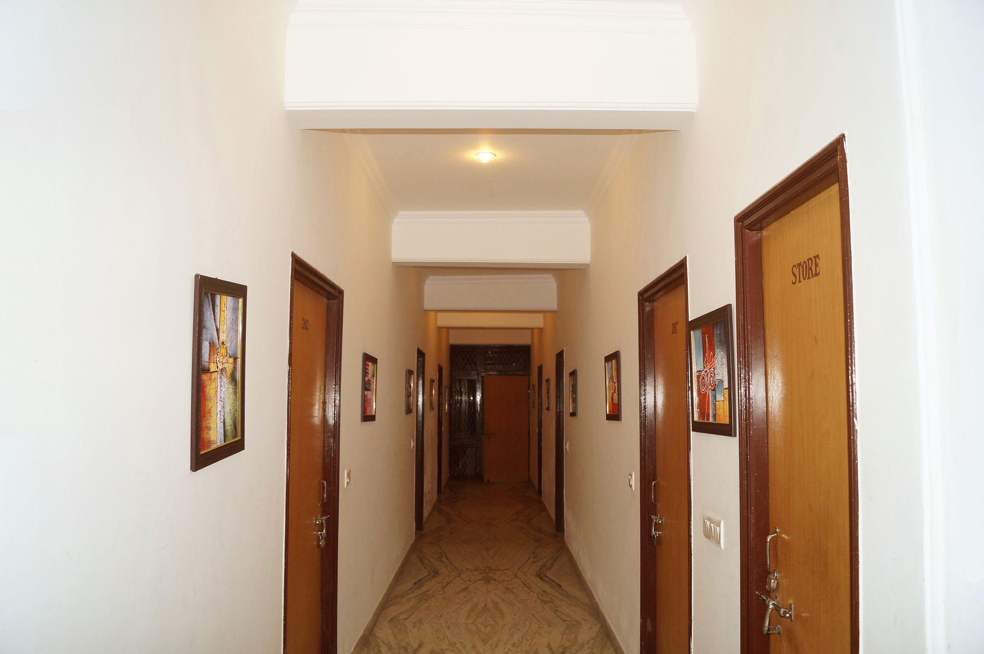Hotel Sheela, 100M From Taj Mahal Агра Екстер'єр фото