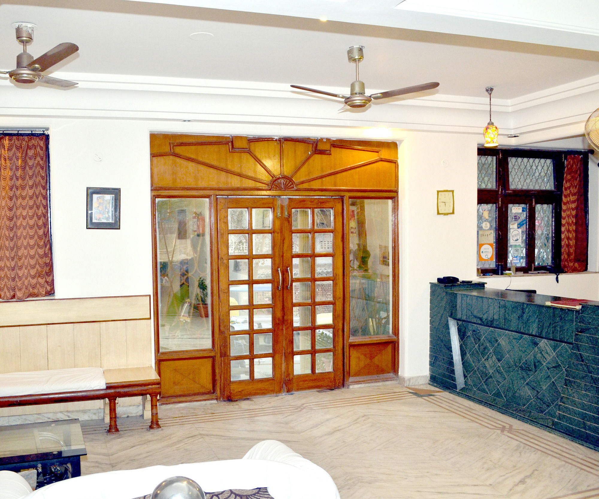 Hotel Sheela, 100M From Taj Mahal Агра Екстер'єр фото